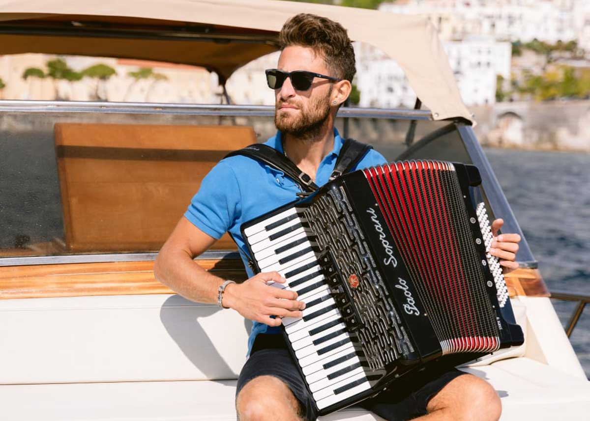 espertitalia_Parrosto-Charter_foto0